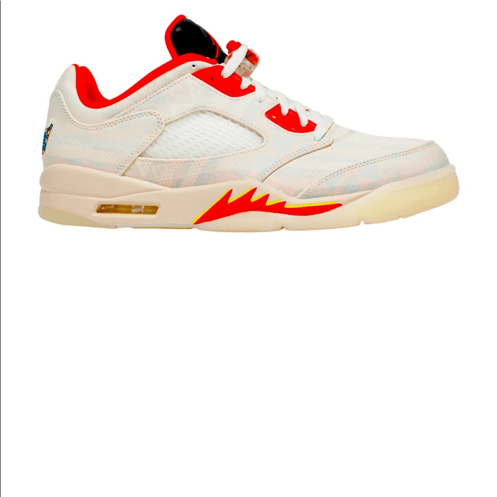 I’m selling new pairs of fire 🔥Jordans
